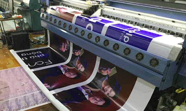 quangcaonoithatsaigon.com in decal pp 4