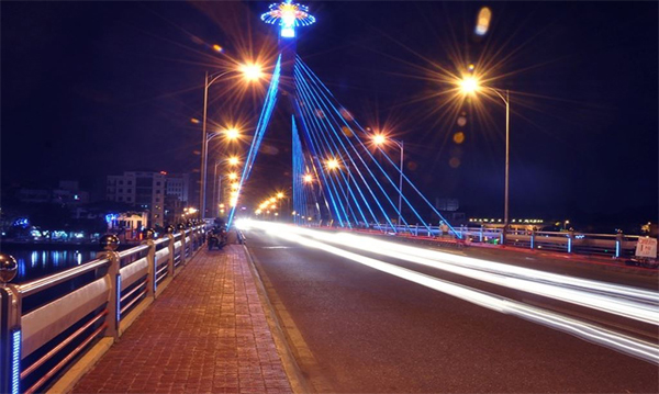 quangcaonoithatsaigon.com trang tri do thi 7